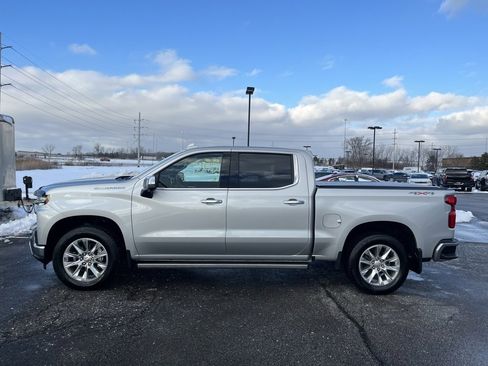 Used 2021 Chevrolet Silverado 1500 LTZ w/ Technology Package image 4