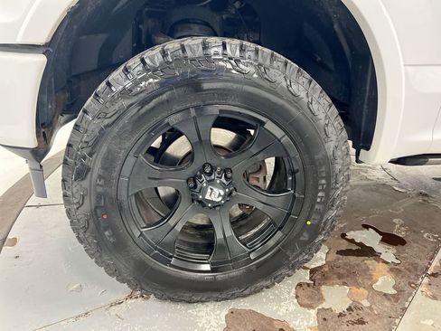 Used 2018 Ford F150 Lariat w/ Equipment Group 502A Luxury AWD/4WD image 27