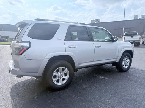 Used 2023 Toyota 4Runner SR5 image 5