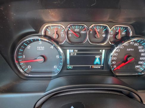 Used 2015 Chevrolet Suburban LTZ image 20