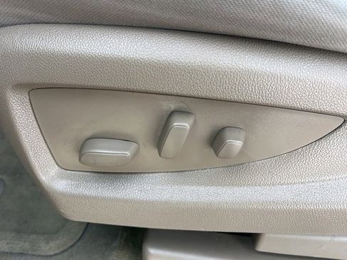 Used 2016 GMC Yukon SLE w/ HD Trailering Package image 15