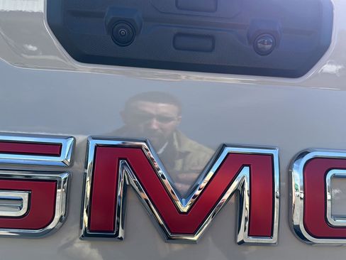 New 2026 GMC Sierra 1500 AT4 w/ AT4 Premium Package image 10