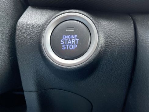 Used 2021 Hyundai Kona Limited image 16