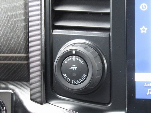 Used 2021 Ford F150 Platinum w/ Equipment Group 701A High image 33