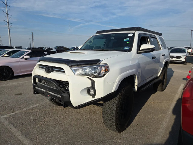 Used 2023 Toyota 4Runner TRD Off-Road Premium w/ Moonroof Package AWD/4WD image 2