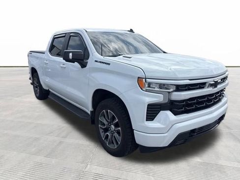 Used 2023 Chevrolet Silverado 1500 RST w/ Convenience Package II AWD/4WD image 3