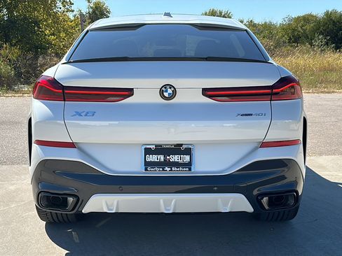 New 2026 BMW X6 xDrive40i w/ Climate Comfort Package image 7