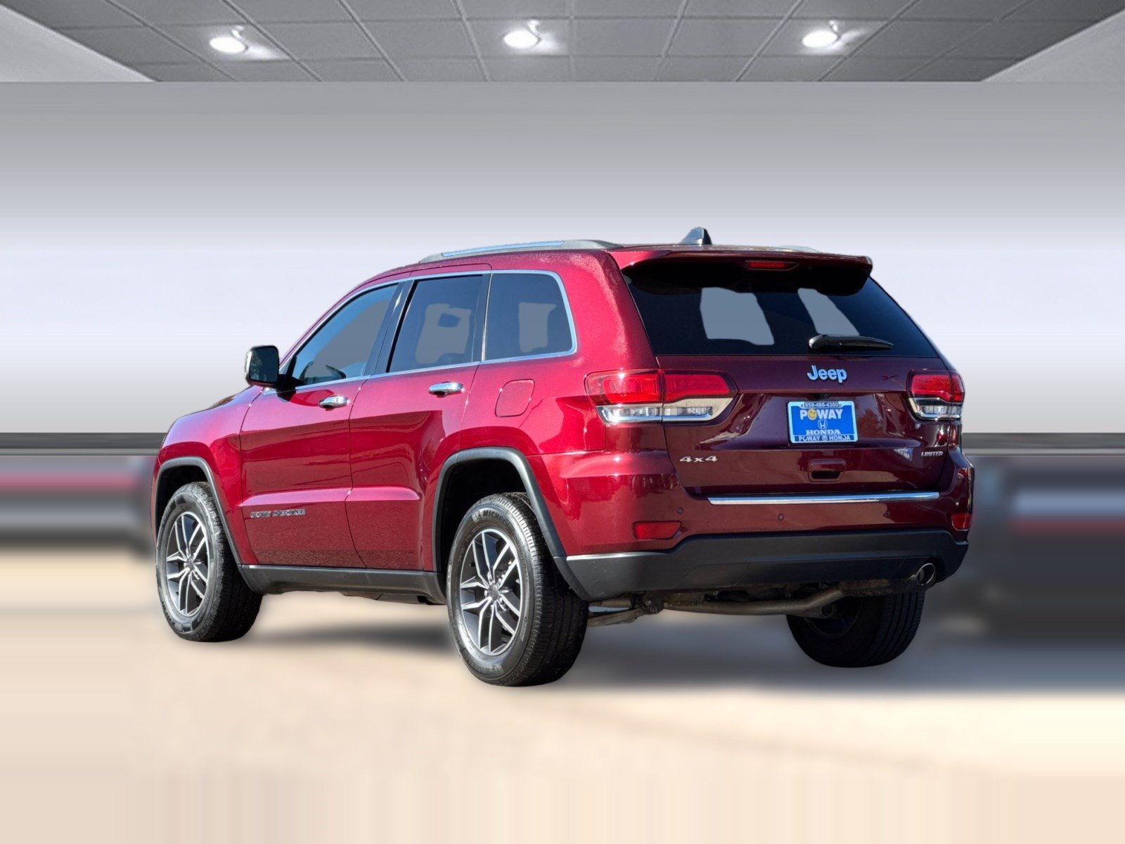 Used 2020 Jeep Grand Cherokee Limited AWD/4WD image 3
