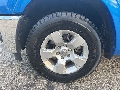 Used 2025 RAM 1500 Big Horn image 30