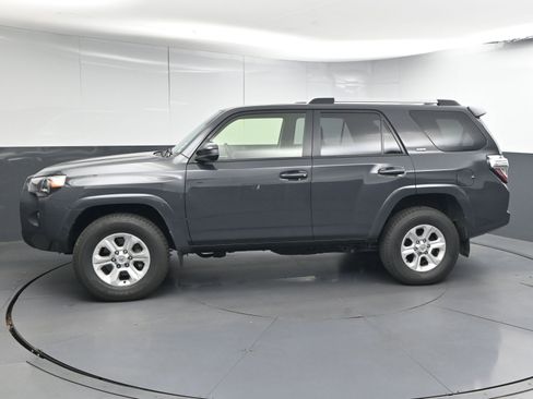 Certified 2024 Toyota 4Runner SR5 image 5