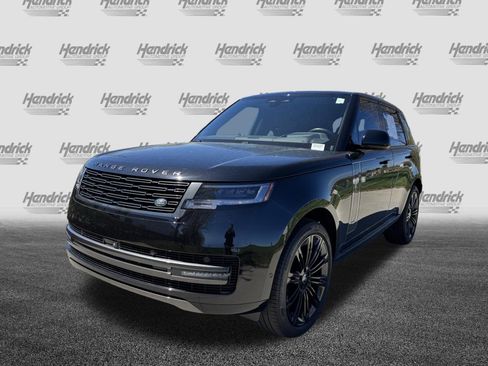 Used 2025 Land Rover Range Rover SE image 7