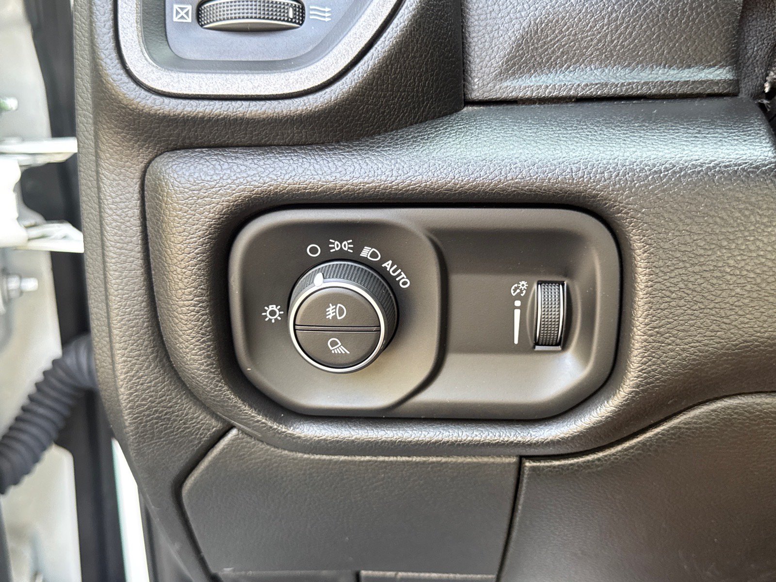 Used 2022 RAM 2500 Tradesman w/ Safety Group AWD/4WD image 11