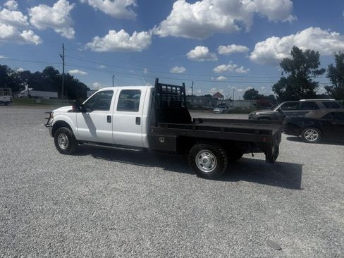 Used 2014 Ford F250 XL w/ Power Equipment Group AWD/4WD image 5