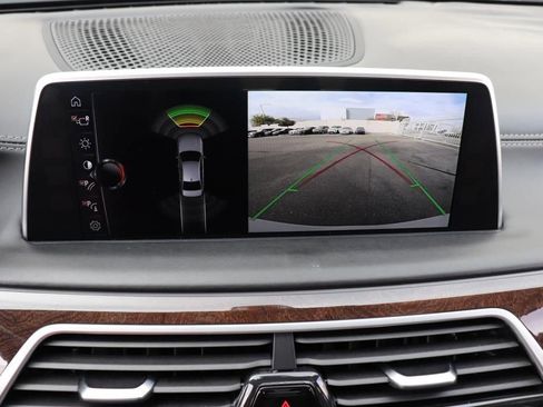 Used 2016 BMW 740i image 47