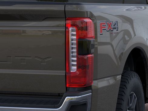 New 2026 Ford F250 Lariat w/ Lariat Premium Package AWD/4WD image 21