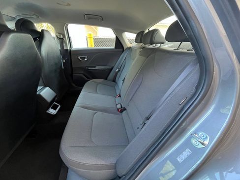 Used 2025 Kia K4 FWD image 24