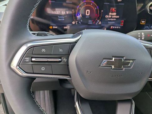 New 2026 Chevrolet Traverse LT w/ Midnight/Sport Edition AWD/4WD image 16
