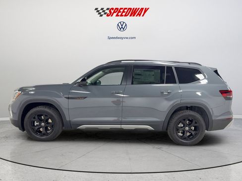 New 2026 Volkswagen Atlas Peak Edition AWD/4WD image 10