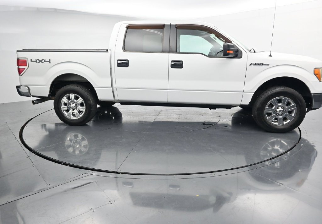 Used 2011 Ford F150 XLT w/ XLT Chrome Pkg AWD/4WD image 9