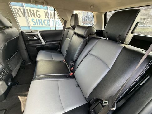 Used 2024 Toyota 4Runner SR5 Premium image 29