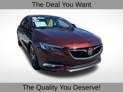 Used 2018 Buick Regal Essence w/ Driver Confidence Package #1