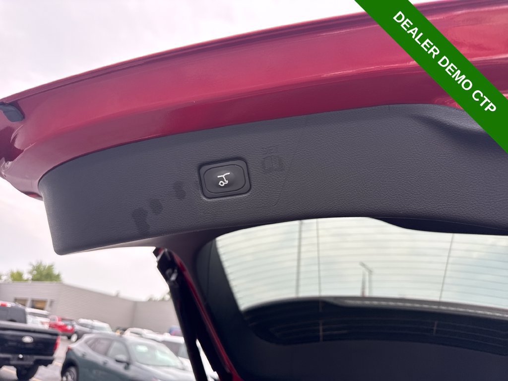 Used 2024 Ford Edge SEL w/ Convenience Package AWD/4WD image 12