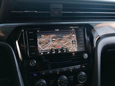 Used 2022 Volkswagen Passat 2.0T R-Line image 30