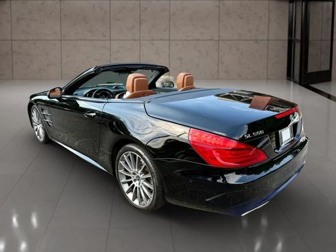 Used 2020 Mercedes-Benz SL 550 image 20