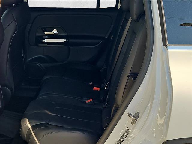 Used 2022 Mercedes-Benz GLB 250 image 17