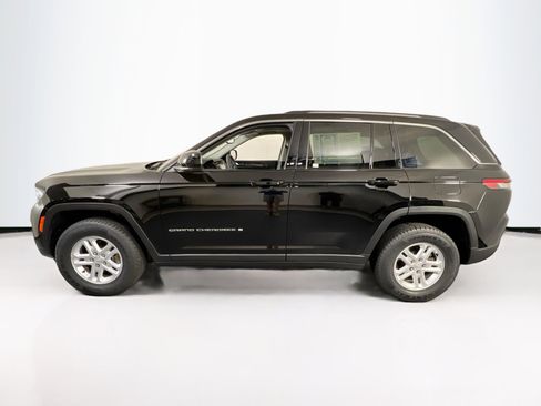 Used 2023 Jeep Grand Cherokee Laredo w/ Luxury Tech Group I image 8