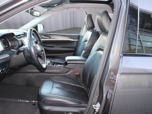 Used 2021 Jeep Grand Cherokee L Limited image 31