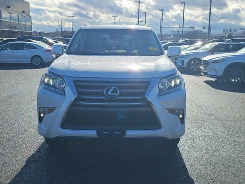 Used 2017 Lexus GX 460 image 16