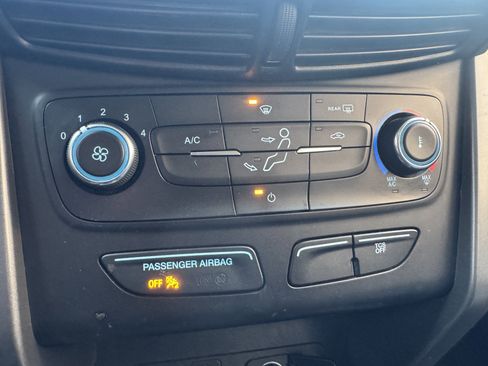 Used 2018 Ford Escape S image 27