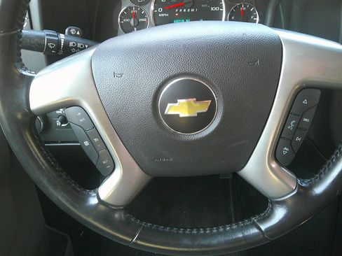 Used 2017 Chevrolet Express 3500 LT w/ LT Preferred Equipment Group image 33