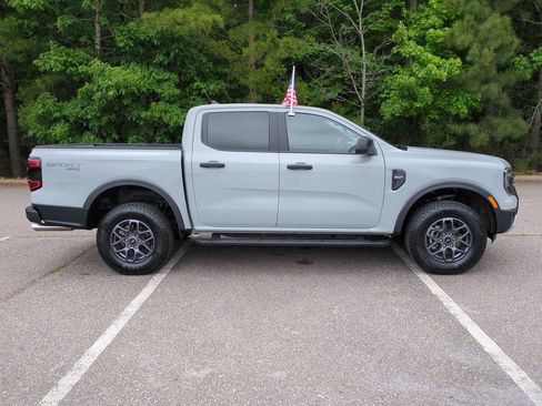 Used 2024 Ford Ranger XLT w/ Equipment Group 301A High AWD/4WD image 3