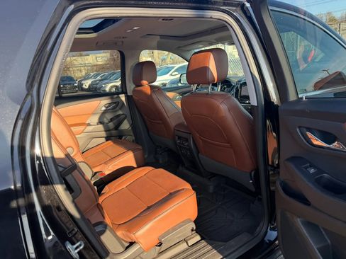 Used 2019 Chevrolet Traverse High Country w/ LPO, Floor Liner Package AWD/4WD image 30