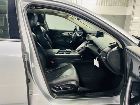 Used 2023 Acura TLX FWD image 34