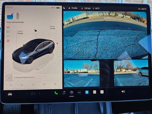 Used 2024 Tesla Model 3 image 35