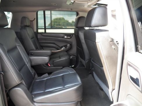 Used 2016 Chevrolet Suburban LT AWD/4WD image 11