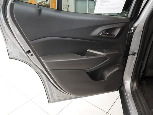 Certified 2025 Chevrolet Trax RS w/ Driver Confidence Package image 23