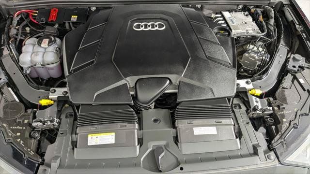 Used 2023 Audi Q7 3.0T Premium AWD/4WD image 36