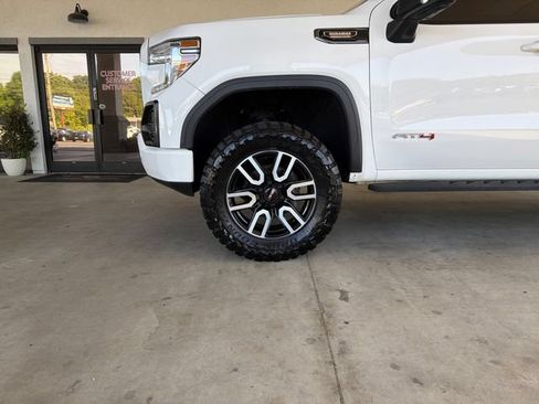 Used 2021 GMC Sierra 1500 AT4 w/ AT4 Premium Package AWD/4WD image 30