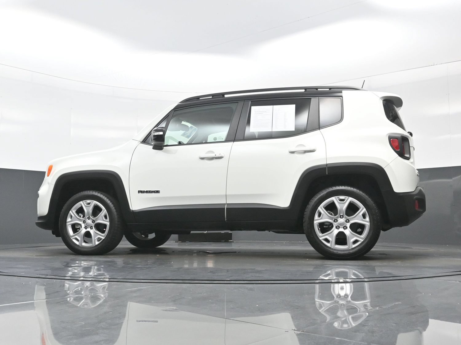 Used 2023 Jeep Renegade Limited AWD/4WD image 31