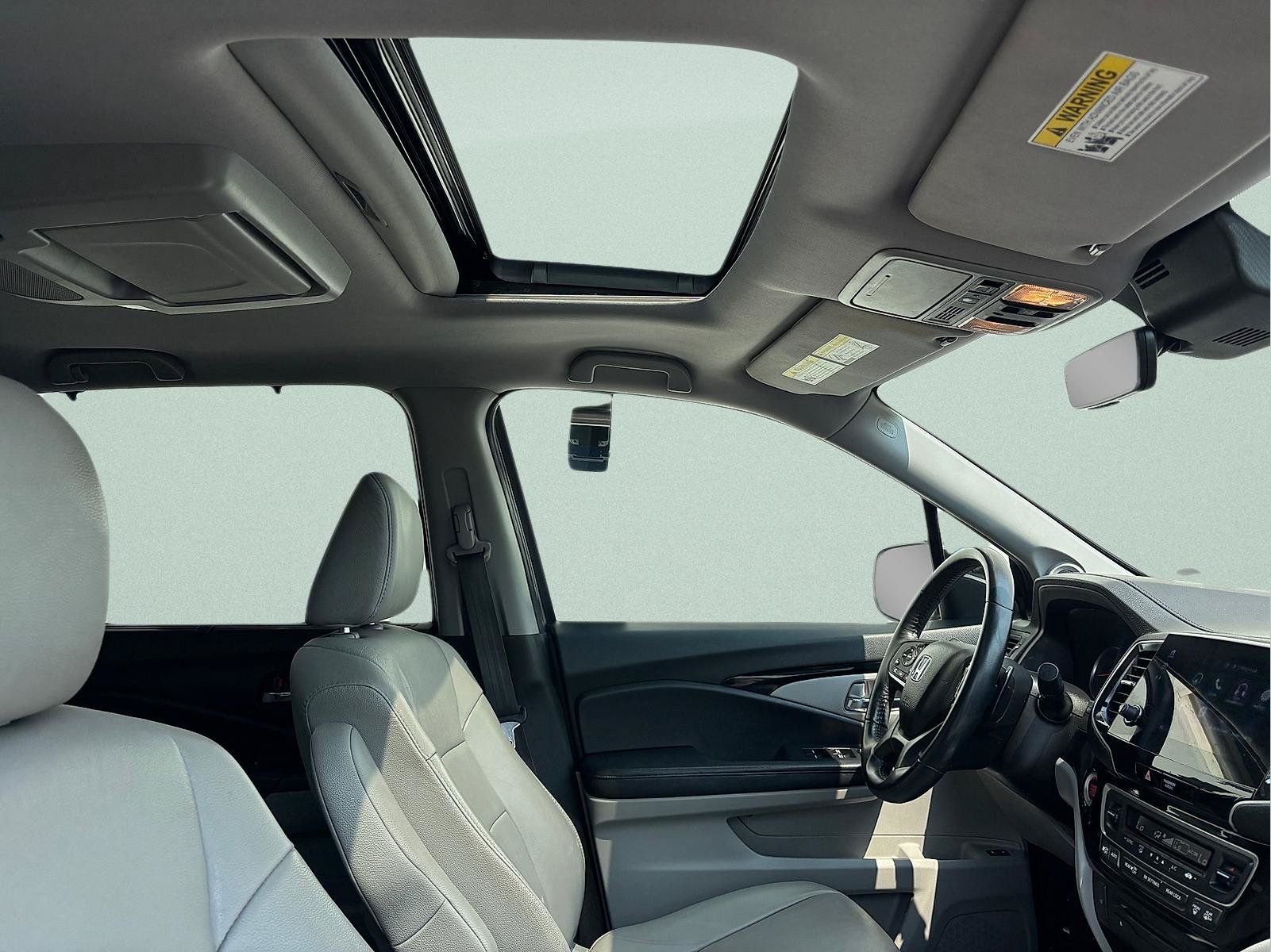 Certified 2022 Honda Pilot Touring image 44