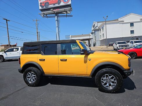 Used 2021 Ford Bronco Badlands AWD/4WD image 6