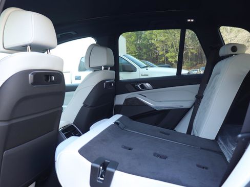 New 2026 BMW X5 sDrive40i w/ Climate Comfort Package RWD image 14
