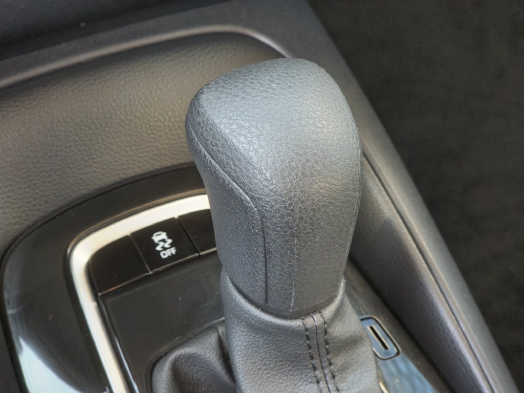 Used 2026 Toyota Corolla LE FWD image 22