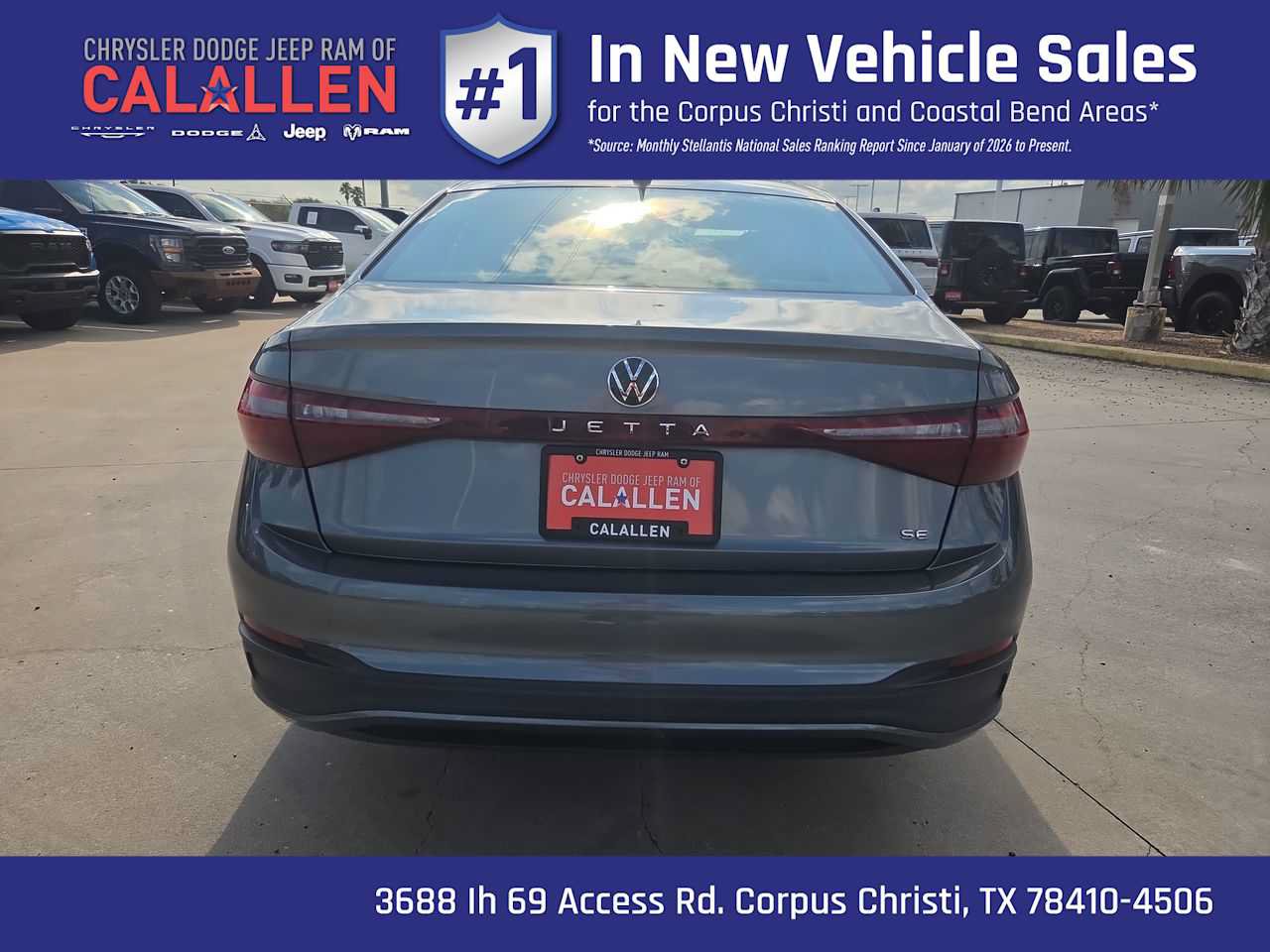 Used 2025 Volkswagen Jetta SE FWD image 13