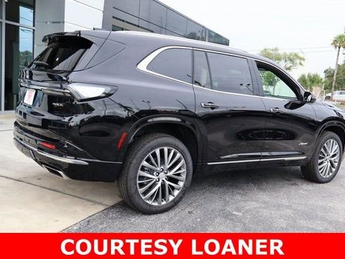 New 2026 Buick Enclave Avenir FWD image 8