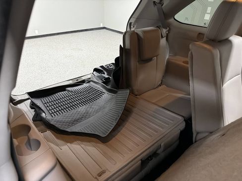 Used 2019 Toyota Highlander XLE image 33